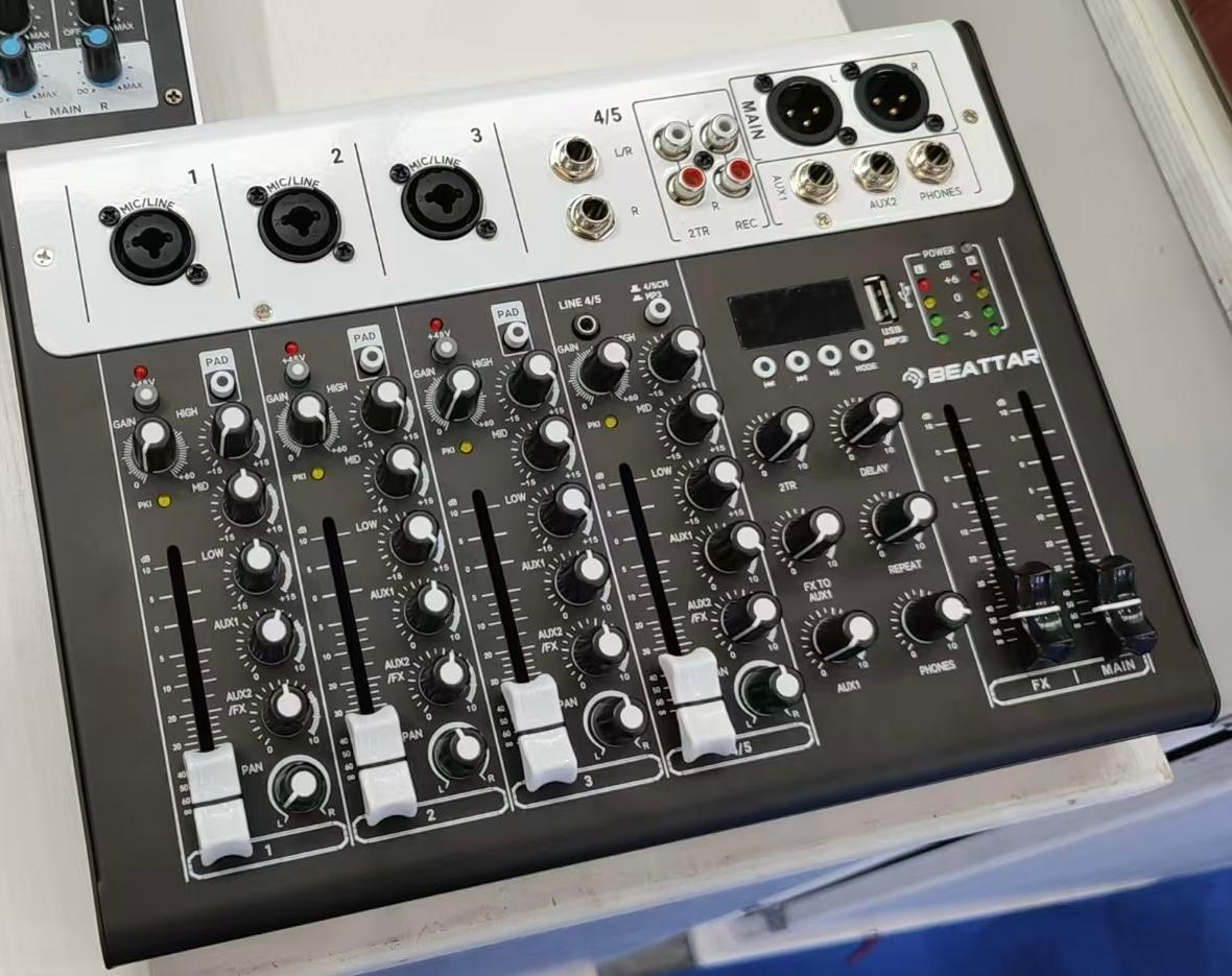 MEZCLADOR DE AUDIO 4 CANALES , USB , ...